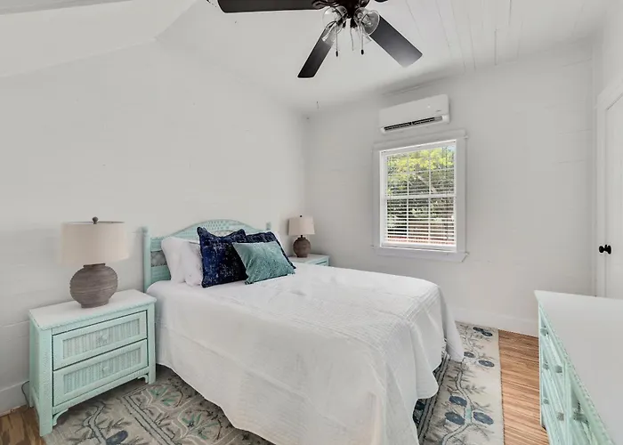 Orrell House * Gulf Shores
